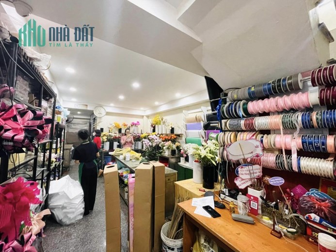 BÁN NHÀ TÂY SƠN, LÔ GÓC, KINH DOANH, VIEW HỒ, Ô TÔ TRÁNH, 50m2 4T MT4M, GIÁ 11 TỶ