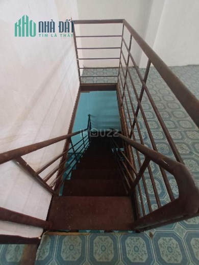Lạc Long Quân P3 Q11 90M2 nhà cũ tiện xây mới chủ gấp bán 7 tỷ 5