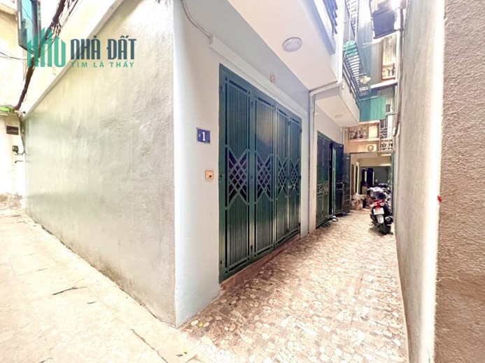 Bán gấp nhà Mai Động, Hoàng Mai, 30m, 5T, Full nội thất, 3 tỷ.