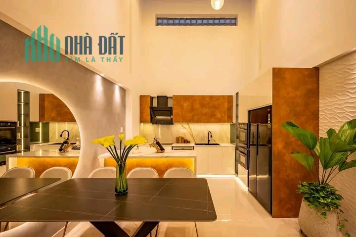 Nhà hẻm an ninh, 2 phòng ngủ có ban công