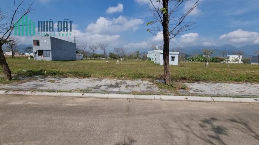 Bán lô 42b2.26 golden hills Đà Nẵng