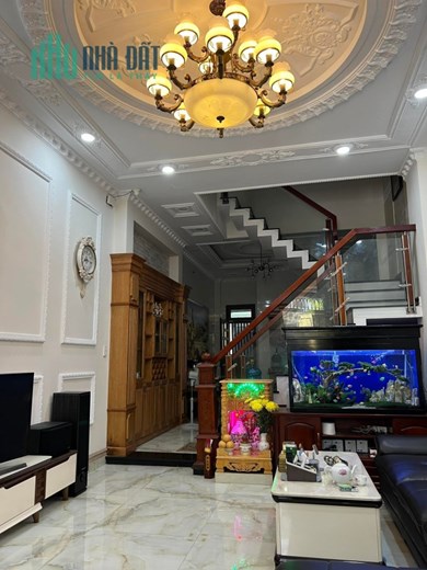 Bán nhà HXH 114 m2- 2 Tầng- QL1A, Bình Tân, chỉ 5 tỷ hơn TL