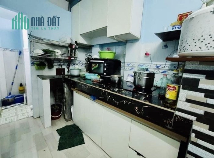 tân phú- nhỉnh 2 tỷ có nhà 28m2 đường nguyễn nhữ lãm, hẻm 3m, sát mặt tiền, ngay chợ.
