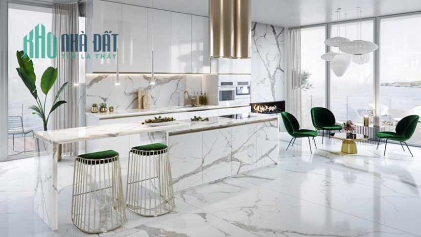 Bán nhà Mặt tiền đường Huỳnh Thúc Kháng, Quận Hải Châu. Nhà 2 tầng, DT 100 m2. Đường Ô tô đậu. Gần