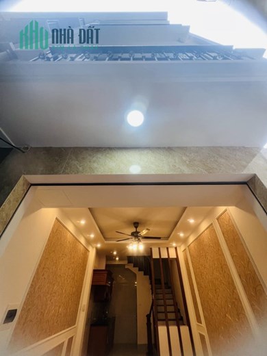 Bán nhà đường Bà Triệu, quận Hà Đông, DT 36m2, giá chỉ 3 tỷ 300.