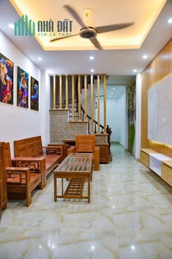 Bán nhà đường Bà Triệu, quận Hà Đông, DT 36m2, giá chỉ 3 tỷ 300.