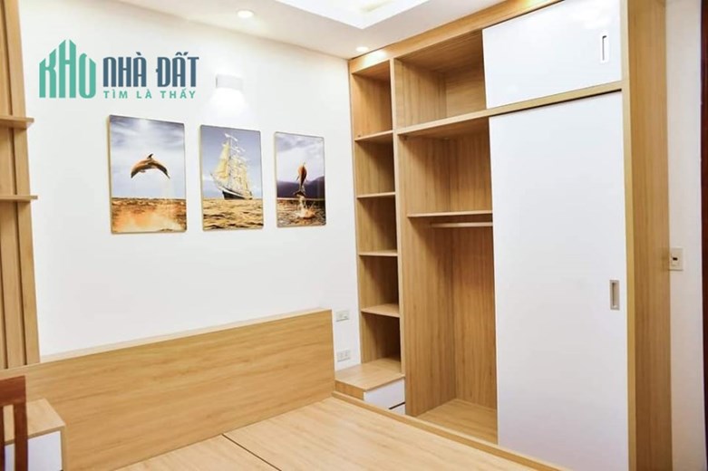Bán nhà đường Bà Triệu, quận Hà Đông, DT 36m2, giá chỉ 3 tỷ 300.