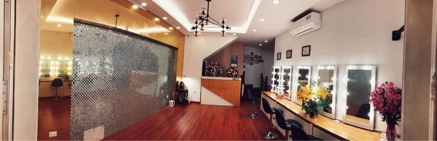 ⭐️ Nhà Phố Tôn Đức Thắng, 10m ra Phố, Ô tô vào nhà, KD, 95m2 5T MT lớn 10m, 23 Tỷ⭐️