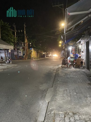 SỤP HẦM NHÀ MT LÊ HỮU TRÁC SÁT NGÃ 4 PHẠM CỰ LƯỢNG GIÁ RẺ NHƯ ĐẤT KIỆT