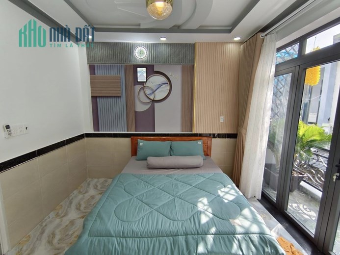 NHÀ GÒ VẤP MỚI VỀ Ở LUÔN -- FULL NỘI THẤT -- HẺM THÔNG -- SỔ A4 -- 4 LẦU.