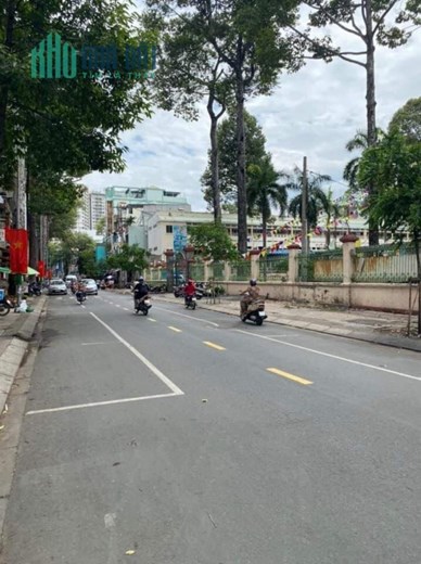 Chỉ Hơn 5Tỷ Nhà Quận5 Sát Quận1 HXH-3Tầng Mới Đẹp  Lô Góc 2Mặt Hẻm