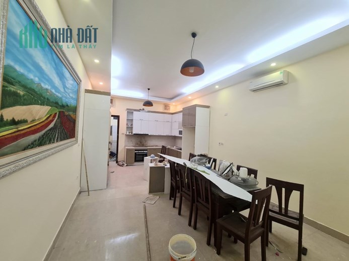 bán nhà Xã Đàn 2: ô tô, kinh doanh, gần hồ, thông thoáng