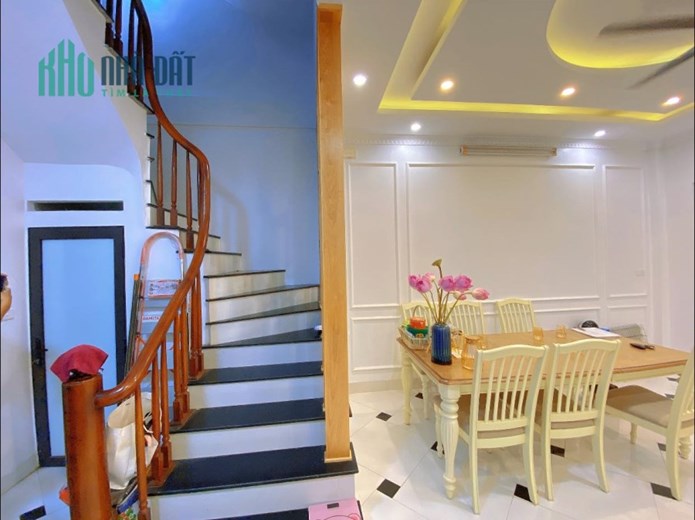 Rẻ! Pháo Đài Láng, 2 thoáng, đẹp lung linh, oto gần, ngõ thoáng, 40m x 5T, 4.6 tỷ