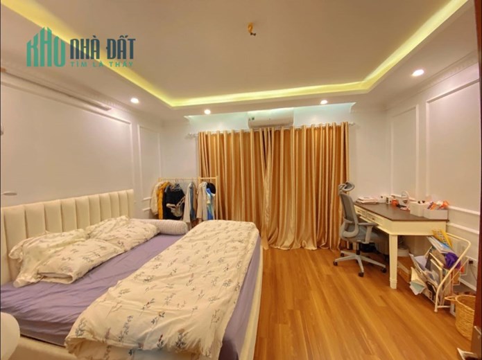Rẻ! Pháo Đài Láng, 2 thoáng, đẹp lung linh, oto gần, ngõ thoáng, 40m x 5T, 4.6 tỷ