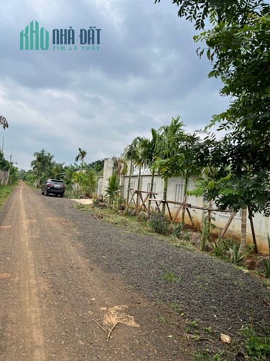 Cần Bán Gấp Lô Đất Vị Trí Đắc Địa Tại Xã EaTu , Thành phố Buôn Ma Thuột, Đắk Lăk