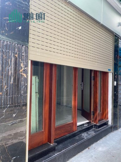 NHÀ ĐẸP  PHỐ NGUYỄN VĂN CỪ, CHỦ CẦN BÁN CHÀO GIÁ MỚI