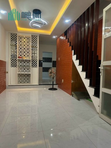Nhà bán Quận 5 TPHCM giá rẻ