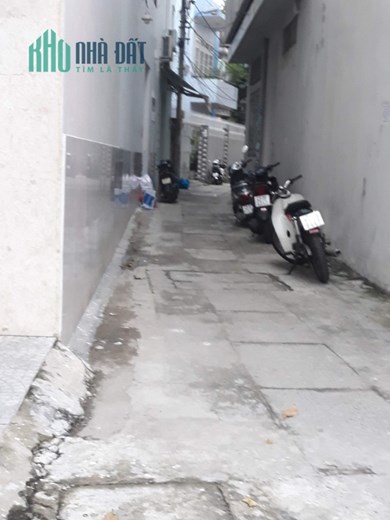 Nhà 2 tầng sau 1 mặt tiền Trần Cao Vân 38m2 chỉ 2ty5 tl