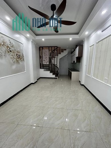 Bán nhà Trương Định, 5 tầng mới koong, ô tô đỗ tận cửa. Nội thất sịn sò, giá nhỉnh 4 tỷ.