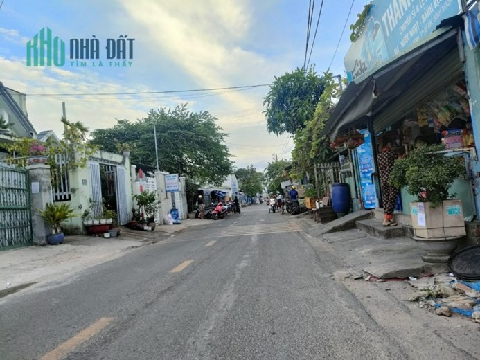 Gấp bán nhà 2 MT đường 185 Đỗ Xuân Hợp PLB Q.9,SHR 85m2 ngang 6,2m. CHỈ 6 Tỷ nhỉnh.
