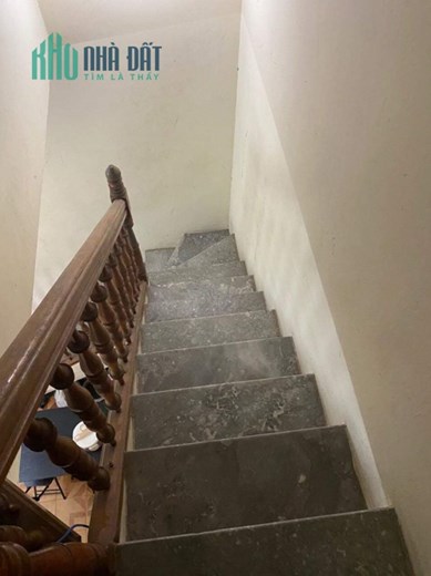 Ô tô đỗ cửa, quay đầu, nhà 3 tầng, mặt tiền 4,3m giá 2,8 tỷ có thương lượng Phan Trọng Tuệ, Cầu