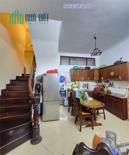 Siêu Phẩm Cầu Giấy 50m2 chỉ hơn 4 tỷ, nhà đẹp dân xây ở ngay, 0866585090