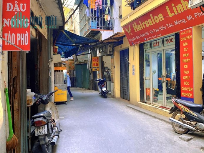 SIÊU VIP_ HẠ CHÀO BÁN GẤP  nhà Phạm Văn Đồng Cầu Giấy, Lô góc Ô tô qua Nhà Kinh doanh 52m2 MT4.6m