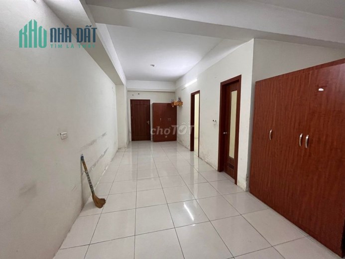 Cho thuê chung cư VP6 Linh Đàm 70m2 3 phòng ngủ