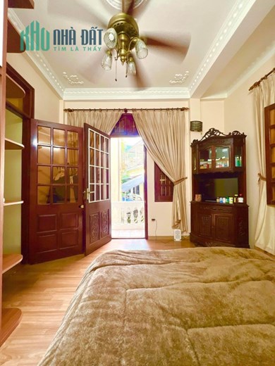 Kim Mã- 48M2 4T-Trung Tâm- Lô Góc- FULL NỘI THẤT