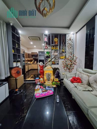 Bán nhà hẻm xe hơi Lê Trọng Tấn -ngang khủng 7m-nội thất cao cấp
