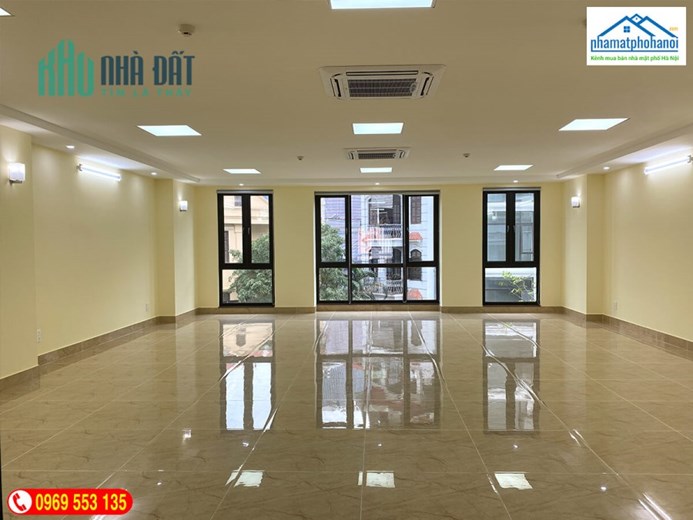 Cho Thuê Tòa Văn Phòng 9 Tầng Mặt Phố Nguyễn Khang. DT 120m2. Mt 8m.Giá 8000USD