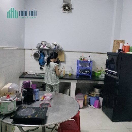 Hàng Ngộp Ngân Hàng cần bán Gấp giá rẻ nhất Quận 12 Gần Sân Bay Tân Sơn Nhất .. Có Dòng Tiền Cho