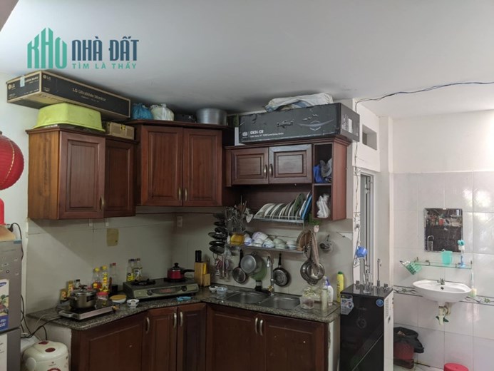 Bán nhà quận 3 đường cmt8 p11 49m2