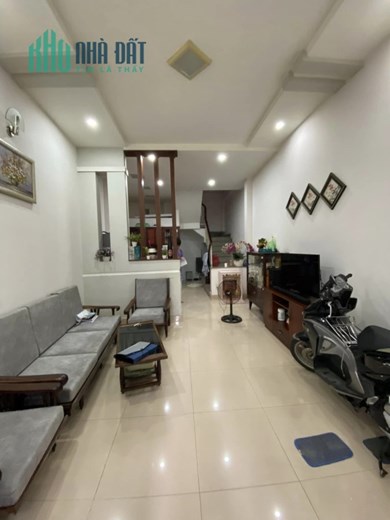 BÁN NHÀ 3 TẤM HẺM 5M 1 TRỤC ĐƯỜNG 3/2, QUẬN 11, 6 TỶx, LH 0934129392