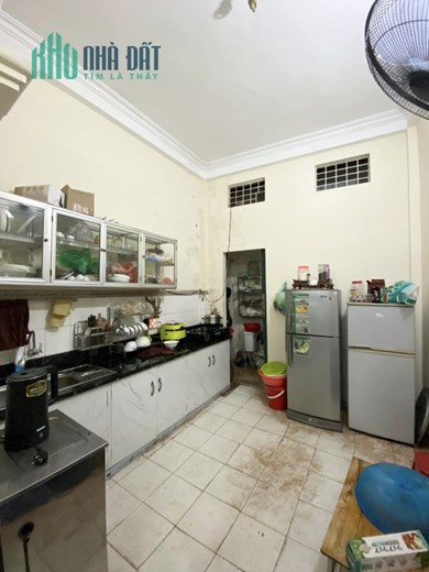 BÁN  NHÀ NGỌC LÂM, HIẾM CÓ, KHÓ TÌM, VỊ TRÍ ĐẸP, GẦN CHỢ,, Ô TÔ TRÁNH. NHỈNH 4 TỶ CHO MỘT