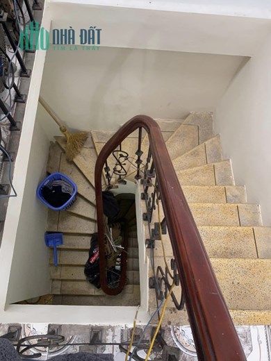 BÁN  NHÀ NGỌC LÂM, HIẾM CÓ, KHÓ TÌM, VỊ TRÍ ĐẸP, GẦN CHỢ,, Ô TÔ TRÁNH. NHỈNH 4 TỶ CHO MỘT