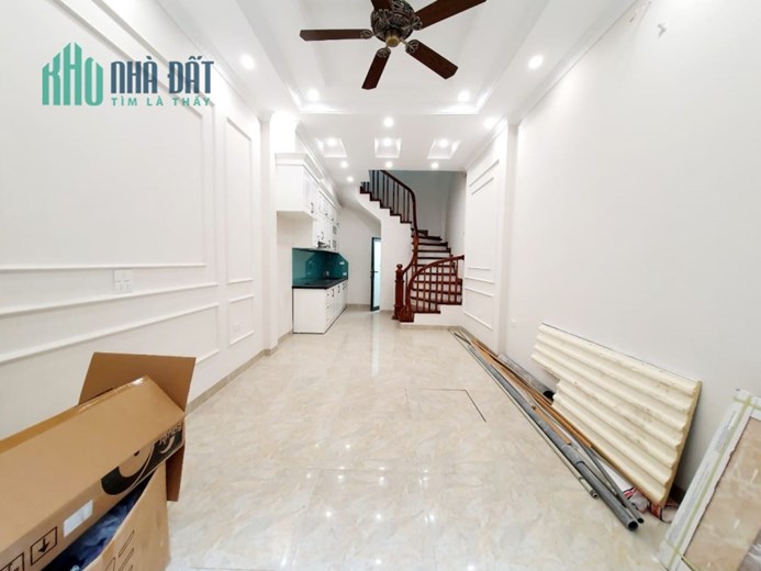 BÁN SIÊU PHẦM NHÀ NGỌC LÂM, HIẾM CÓ, KHÓ TÌM, KHU DÂN TRÍ CAO, Ô TÔ ĐỖ CỬA. NHỈNH 4 TỶ CHO MỘT SIÊU