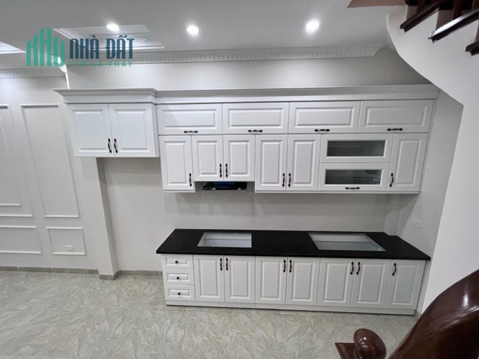 BÁN SIÊU PHẦM NHÀ NGỌC LÂM, HIẾM CÓ, KHÓ TÌM, KHU DÂN TRÍ CAO, Ô TÔ ĐỖ CỬA. NHỈNH 4 TỶ CHO MỘT SIÊU