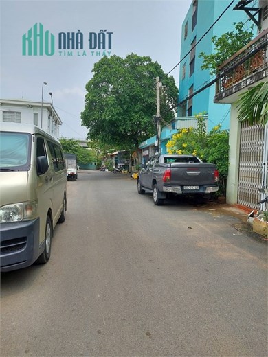 Ngộp bank nặng - trả là bán - công nhận đủ 303m2
NGÔ TẤT TỐ P22 BÌNH THẠNH- Thu nhập 550 triệu.năm