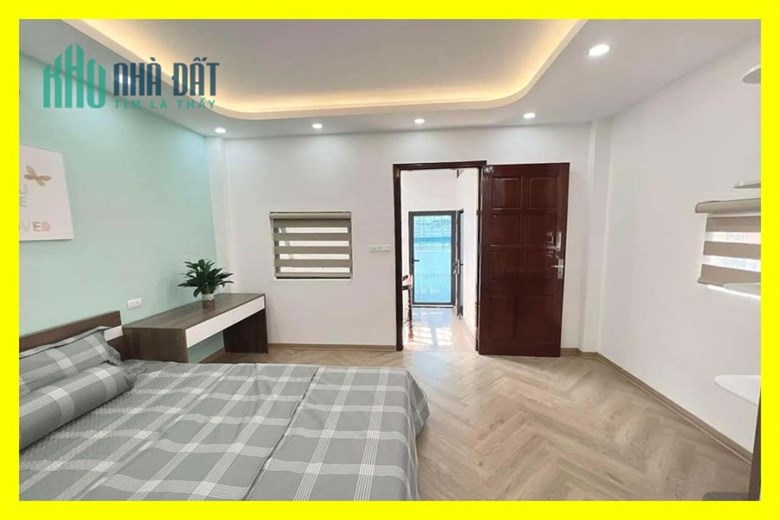 Bán nhà đường Láng Hạ, Đống Đa, 2 mặt thoáng, lô góc, nở hậu, vị trí đắc địa giá chỉ hơn 5 tỷ
