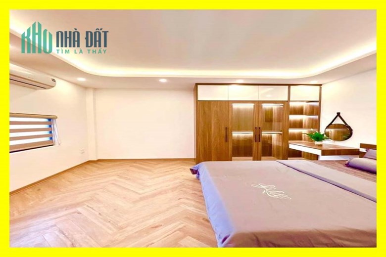 Bán nhà đường Láng Hạ, Đống Đa, 2 mặt thoáng, lô góc, nở hậu, vị trí đắc địa giá chỉ hơn 5 tỷ