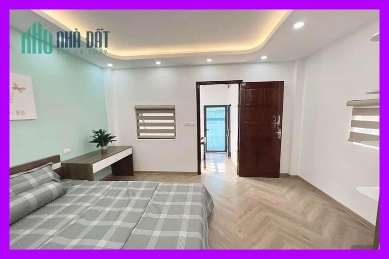 Cơ hội sở hữu căn nhà đẹp, nhiều tiện ích, giá cả phải chăng trên đường Hào Nam, Đống Đa