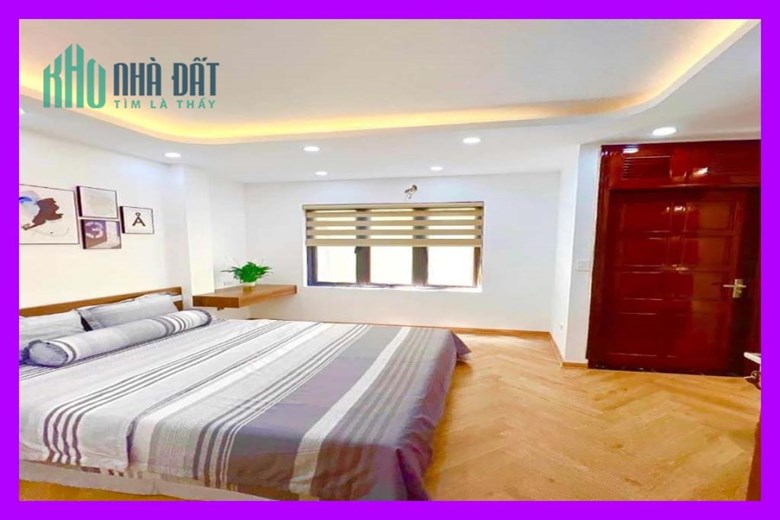 Cơ hội sở hữu căn nhà đẹp, nhiều tiện ích, giá cả phải chăng trên đường Hào Nam, Đống Đa