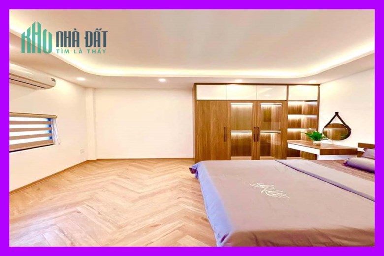 Cơ hội sở hữu căn nhà đẹp, nhiều tiện ích, giá cả phải chăng trên đường Hào Nam, Đống Đa