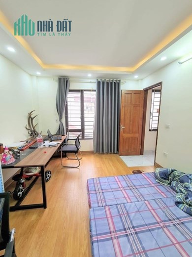 KĐT Đại Thanh 2.9 tỷ K.Doanh Hiệu Thuốc 32m2 5T Oto Đỗ Cửa