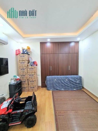 KĐT Đại Thanh 2.9 tỷ K.Doanh Hiệu Thuốc 32m2 5T Oto Đỗ Cửa