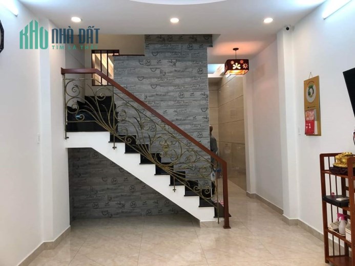 Mặt tiền đường Thống Nhất-phường 10 Gò Vấp-Ô tô ngủ trong nhà-tặng toàn bộ nội thất