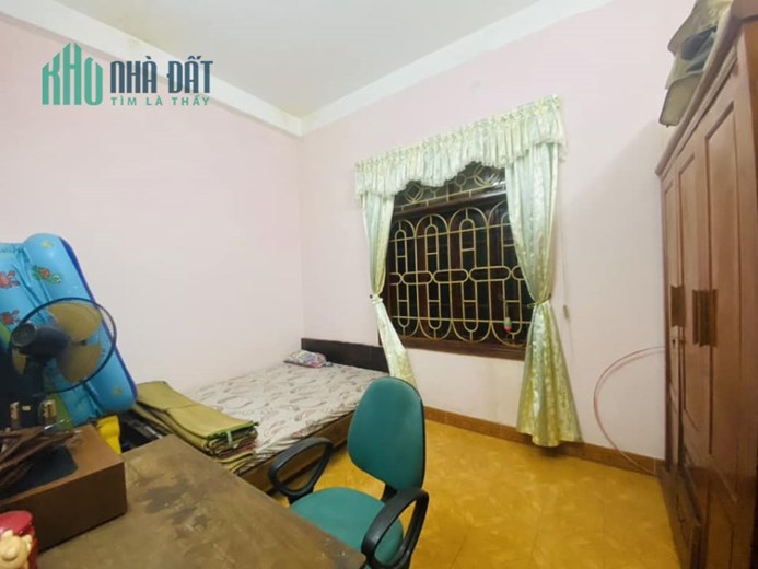 HOT !!! SIÊU VIP Nhà ở Trần Duy Hưng Cầu Giấy 50m2, cạnh phố Nhà đẹp 4 tầng chỉ 7.2 tỷ