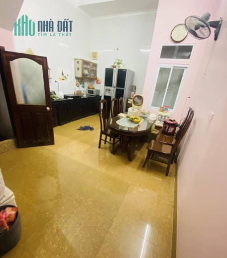 HOT !!! SIÊU VIP Nhà ở Trần Duy Hưng Cầu Giấy 50m2, cạnh phố Nhà đẹp 4 tầng chỉ 7.2 tỷ