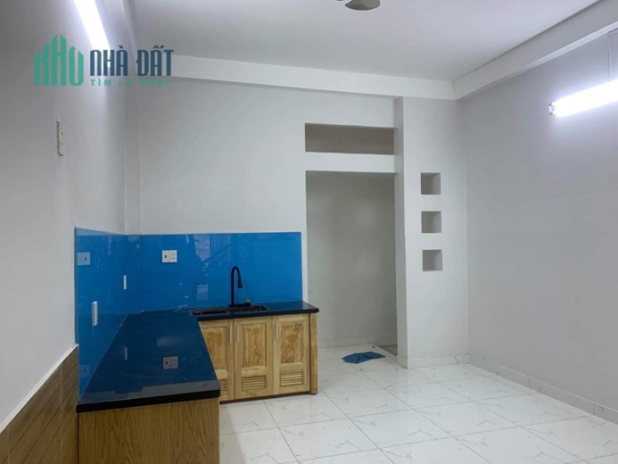 Bán Nhà Trương Công Định, Tân Bình, Sát Mặt Tiền, 3 Tầng , 60m2, Nhỉnh 6 Tỷ.